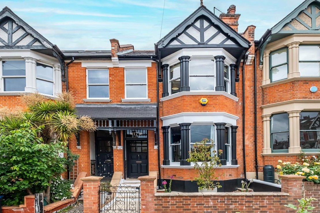 3 bedroom House for sale in Kings Road-view1