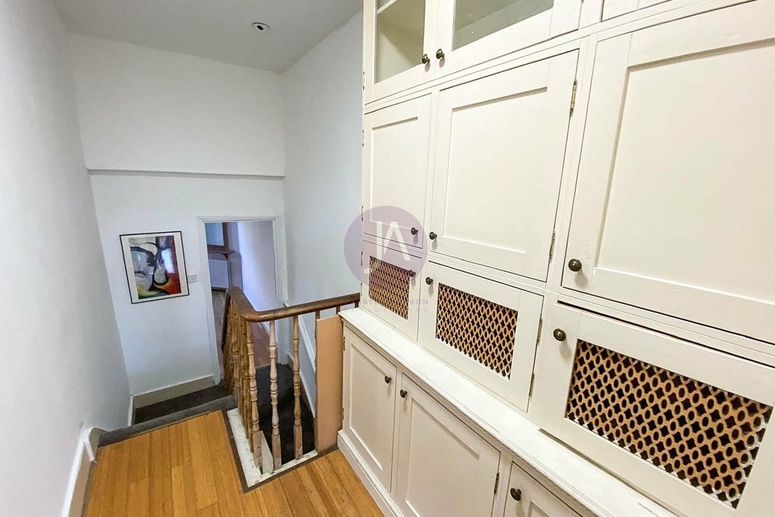 3 bedroom Maisonette for sale in Kingsgate Road-view12