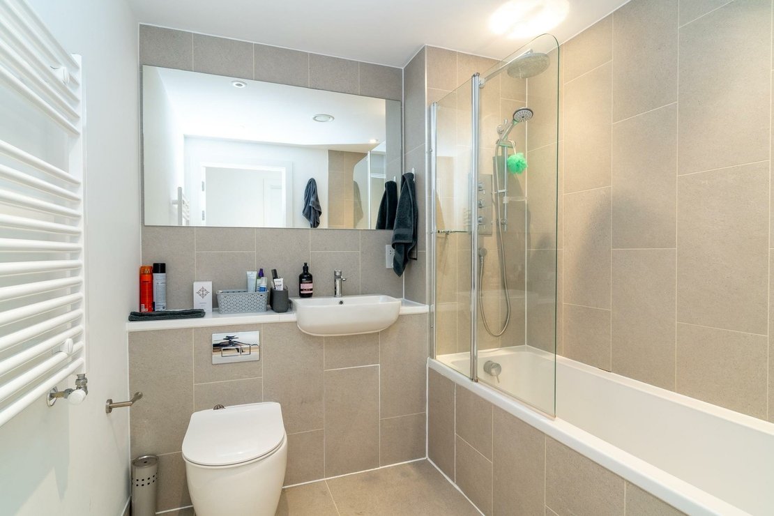 1 bedroom Flat for sale in Liberty House-view6