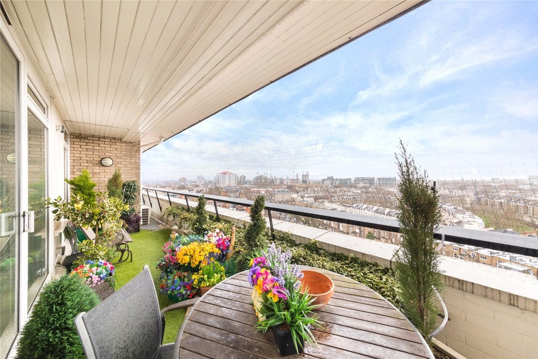 3 bedroom Flat for sale in Little Venice-view1