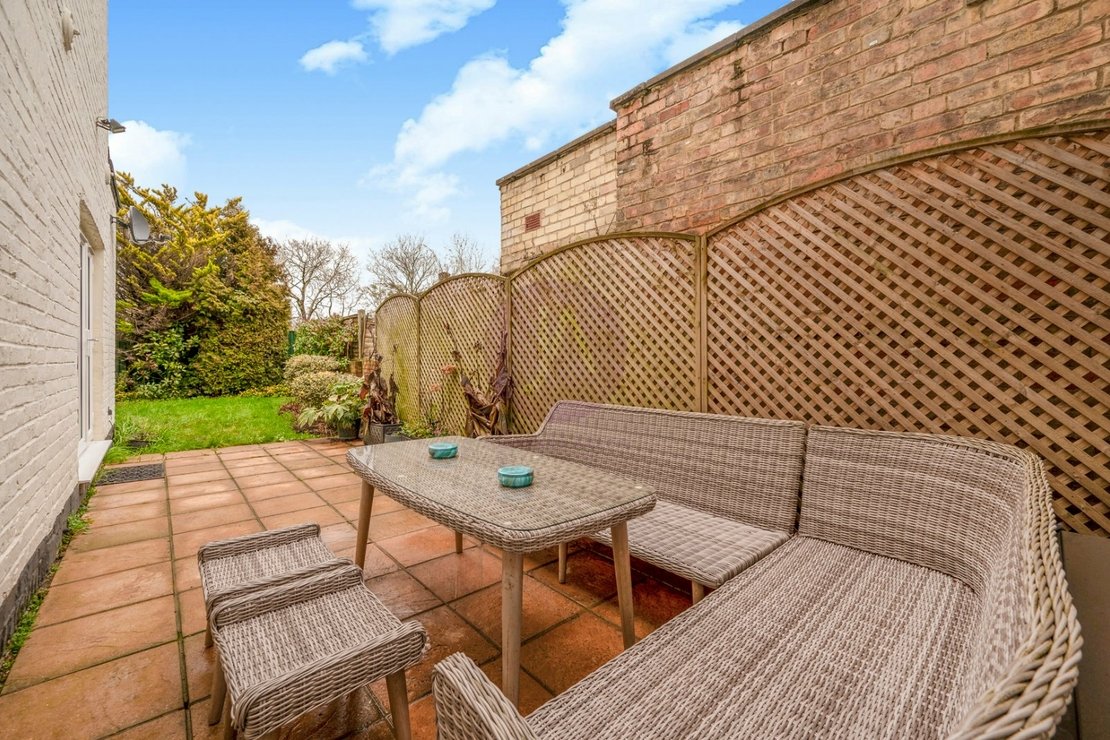 2 bedroom Flat for sale in Long Lane-view8