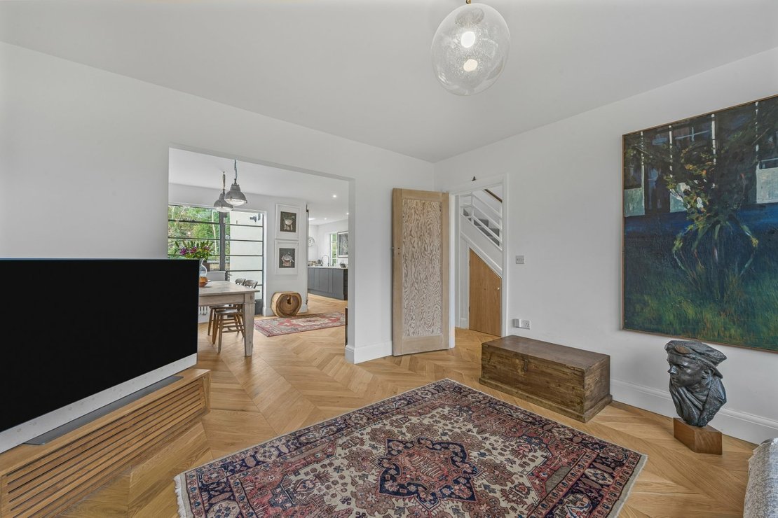 3 bedroom House for sale in Ludlow Way-view14