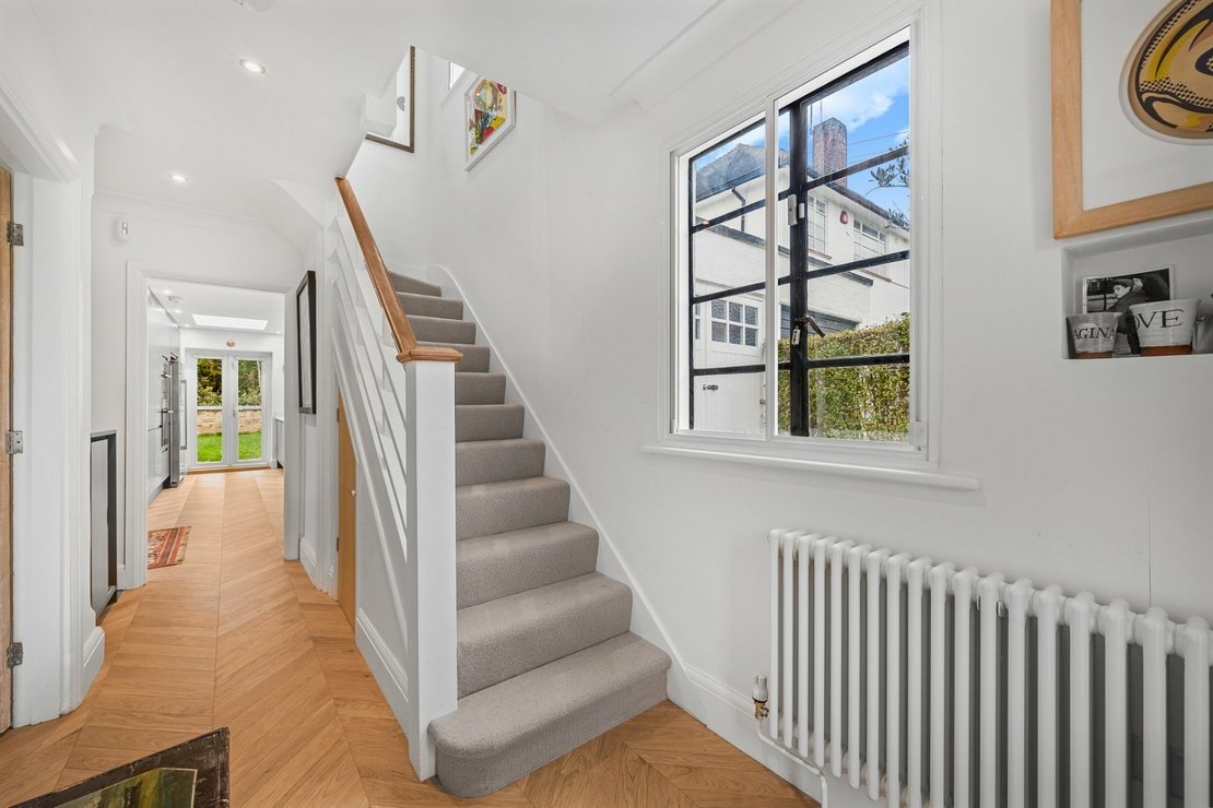 3 bedroom House for sale in Ludlow Way-view15