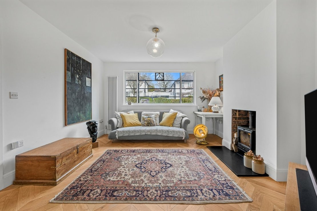 3 bedroom House for sale in Ludlow Way-view3