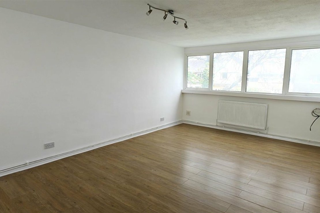Flat for sale in Lyndum Court-view13
