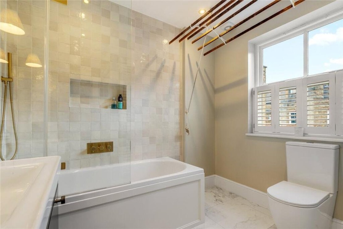 3 bedroom House for sale in Mallinson Road-view7