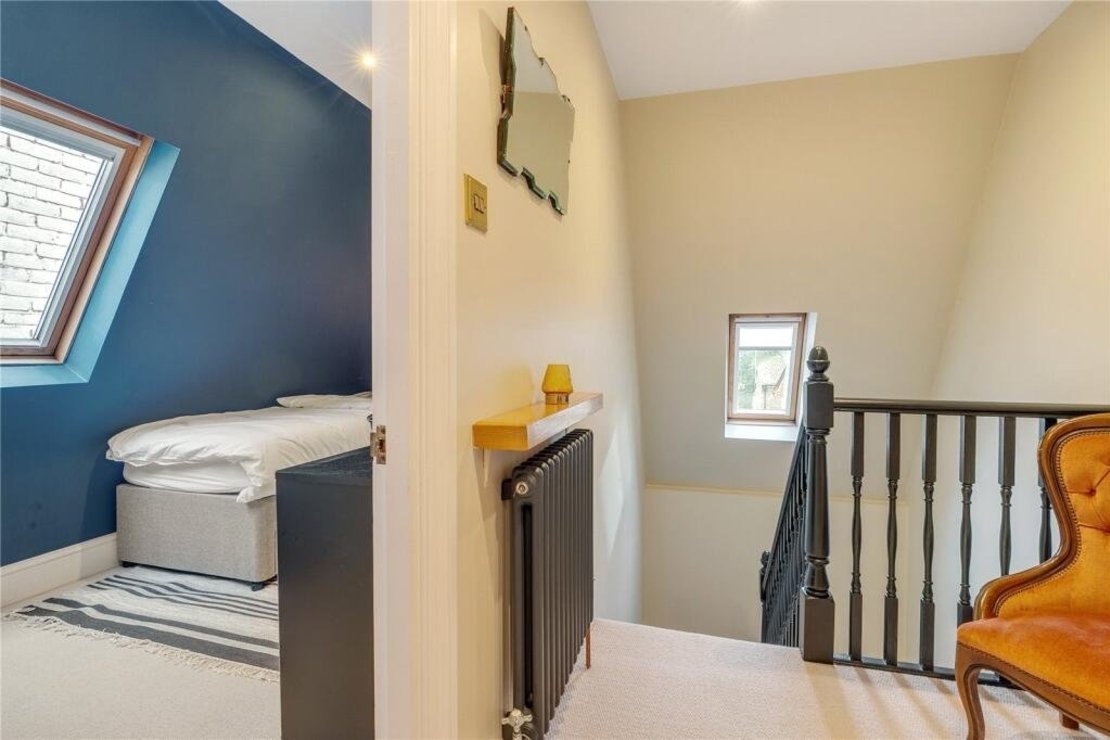 3 bedroom House for sale in Mallinson Road-view13