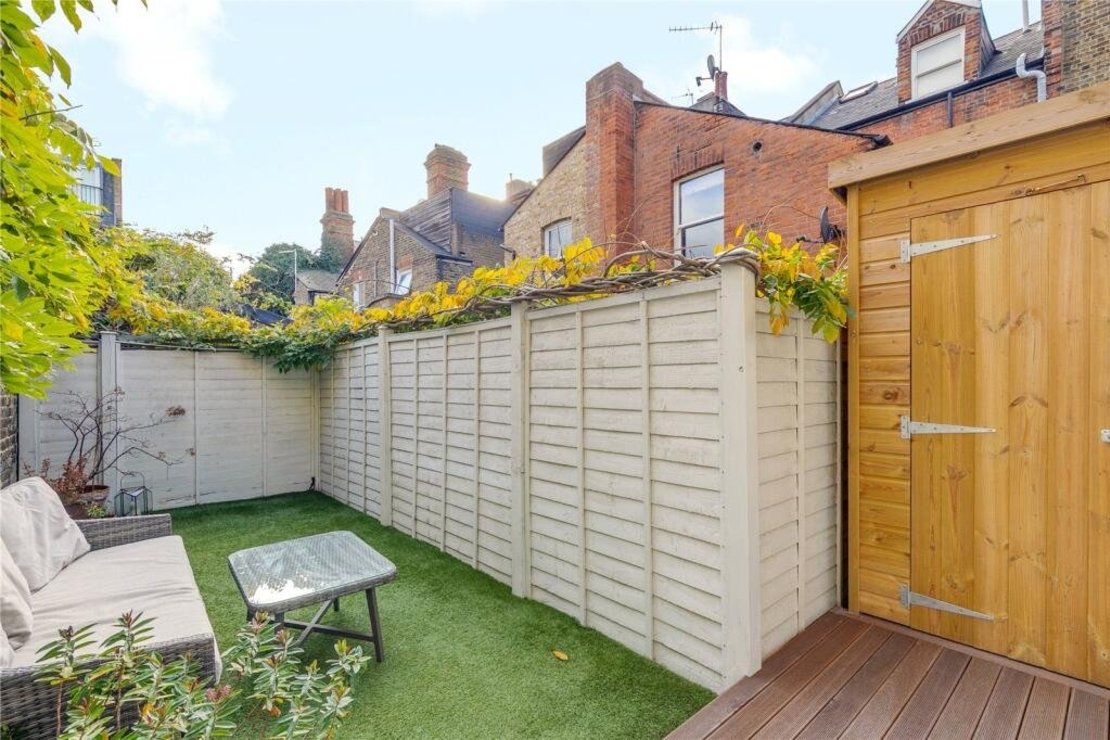 3 bedroom House for sale in Mallinson Road-view11