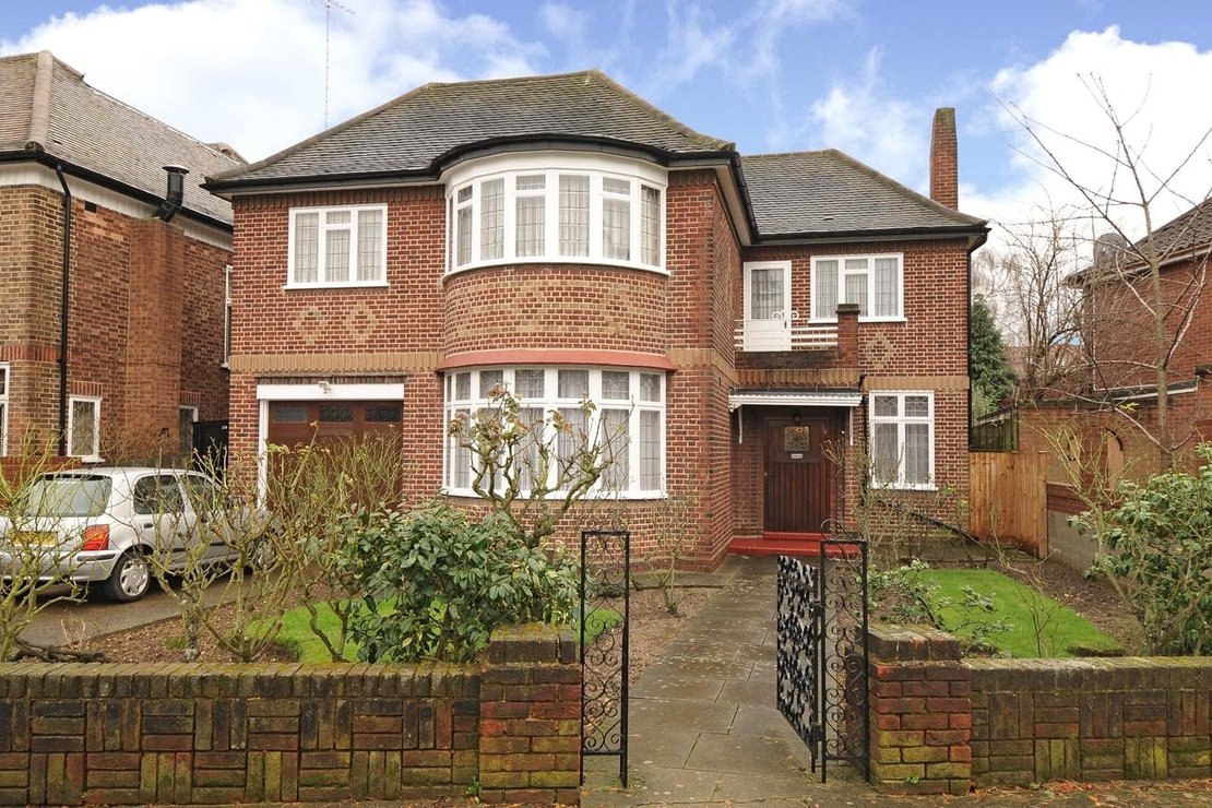 House for sale in Brondesbury Park NW6 Jonathan Arron Residential