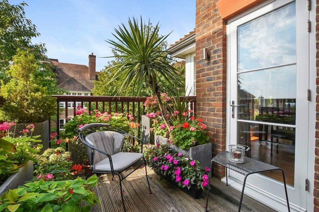 3 bedroom Flat for sale in Medburn House-view11