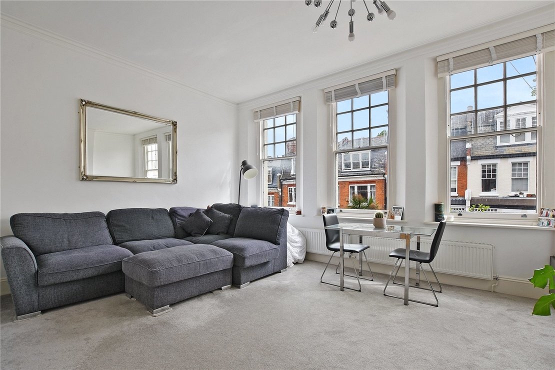 1 bedroom Flat for sale in Milton Avenue-view2