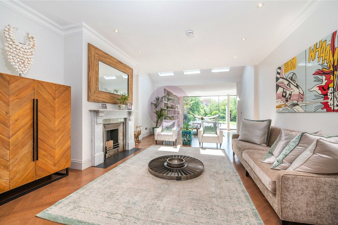 5 bedroom House for sale in Milverton Road-view17