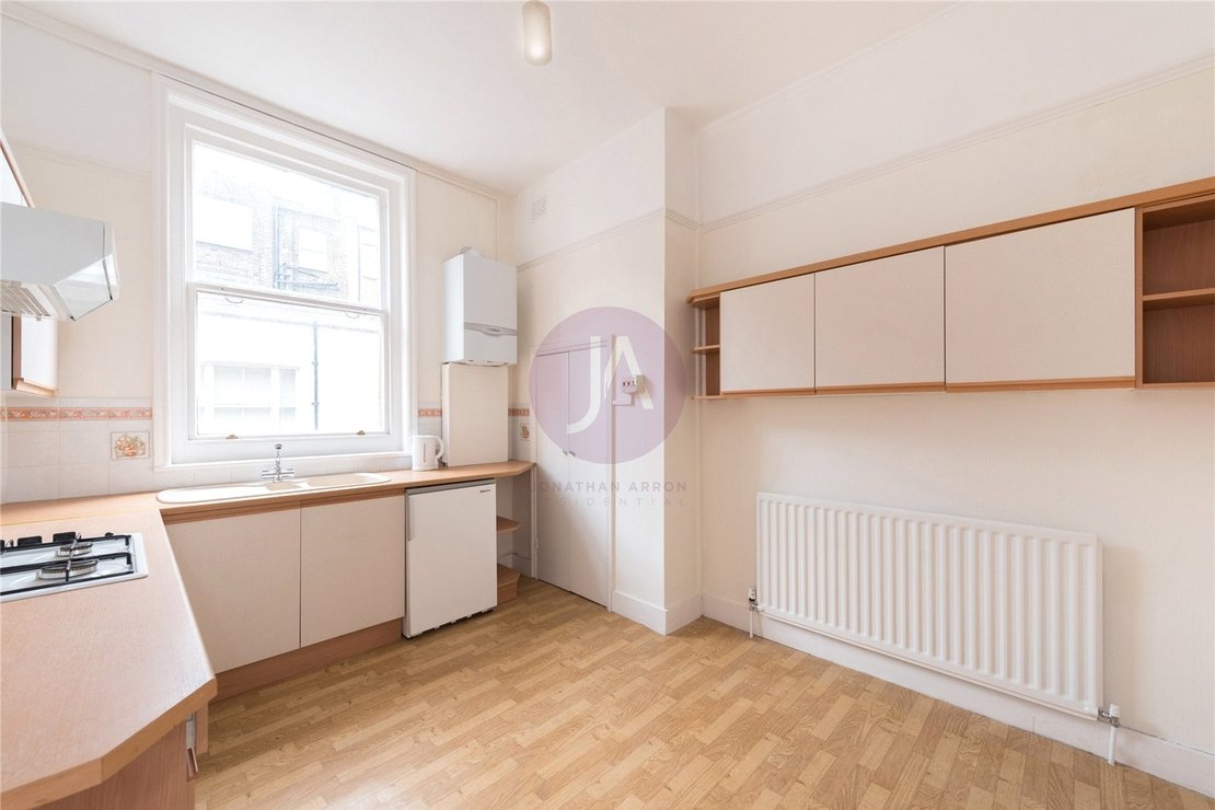 2 bedroom Flat for sale in Nottingham Mansions-view3