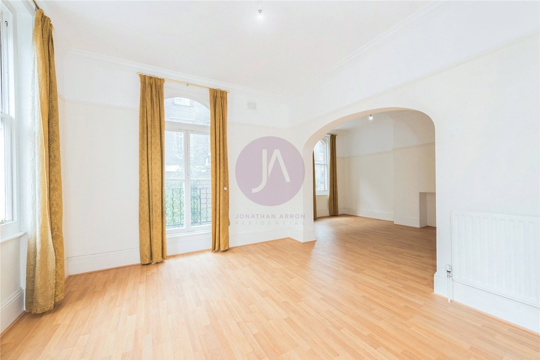 2 bedroom Flat for sale in Nottingham Mansions-view8