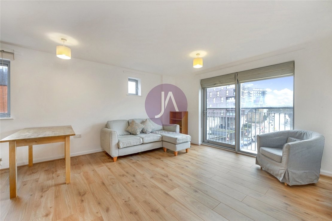 1 bedroom Flat for sale in Oaklands House-view2