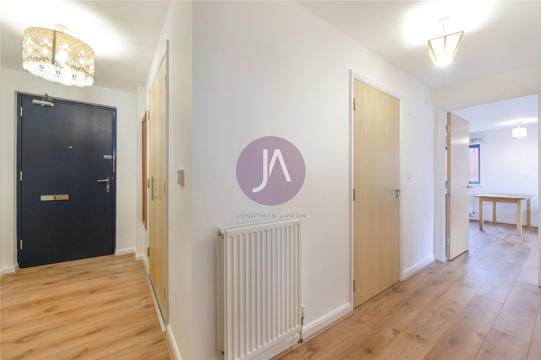 1 bedroom Flat for sale in Oaklands House-view9