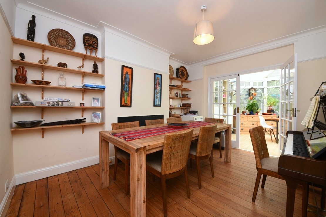 4 bedroom House for sale in Orchard Avenue-view2