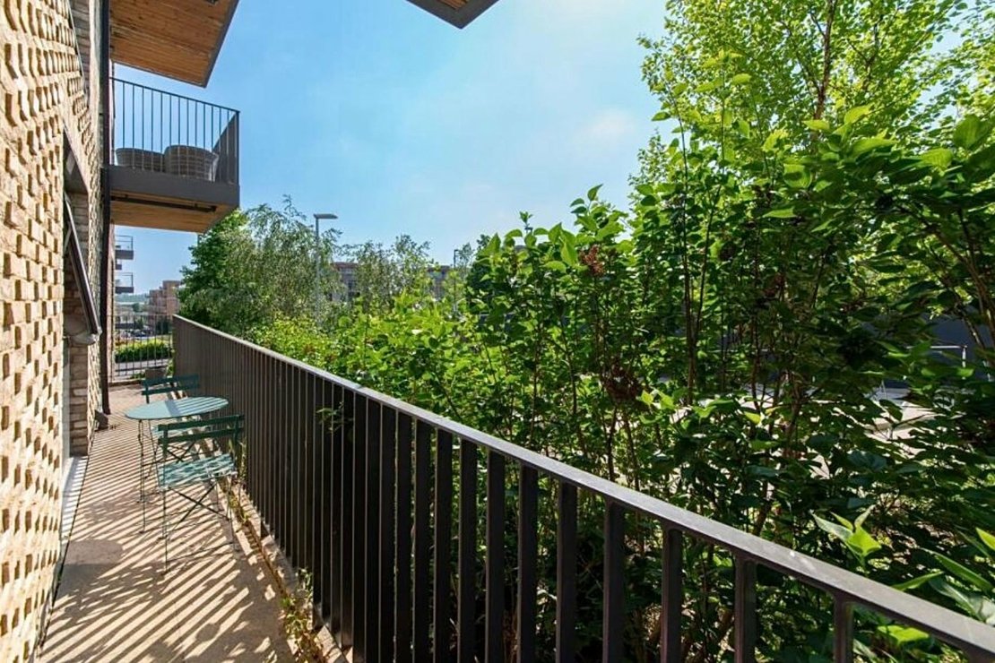 2 bedroom Flat for sale in Regiment Hill-view5