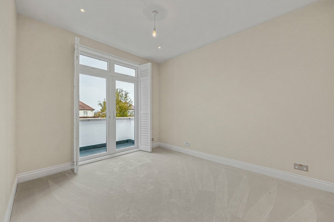 5 bedroom House for sale in Rowdon Avenue-view18