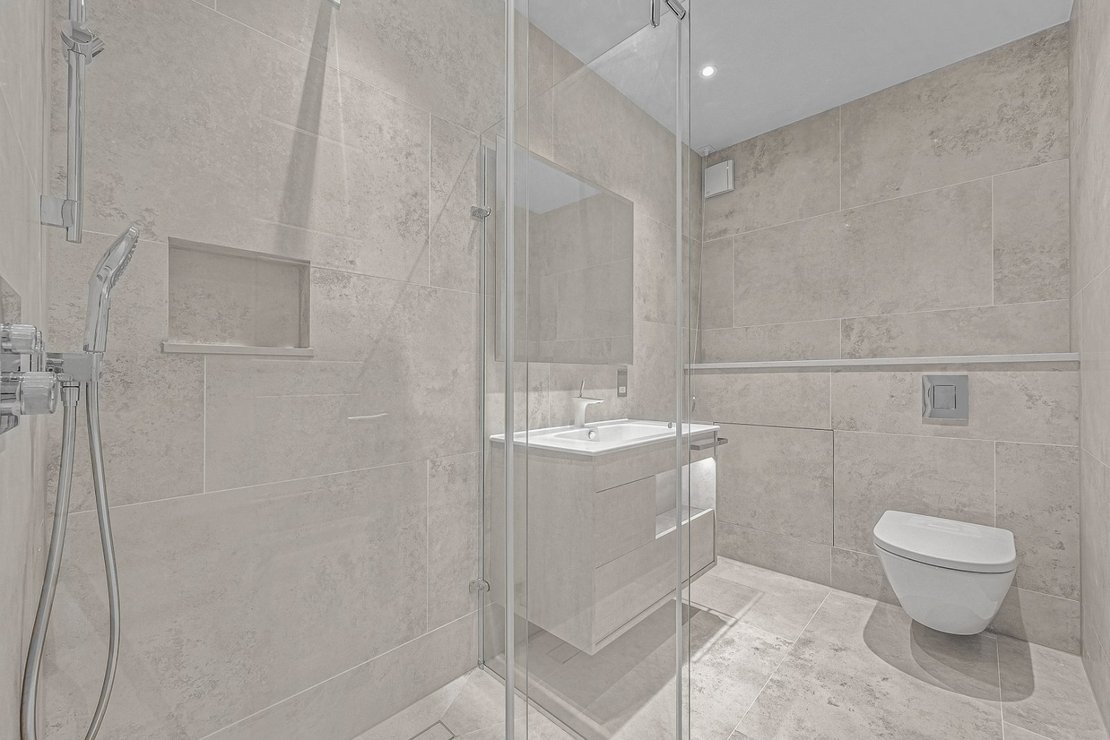 5 bedroom House for sale in Rowdon Avenue-view15