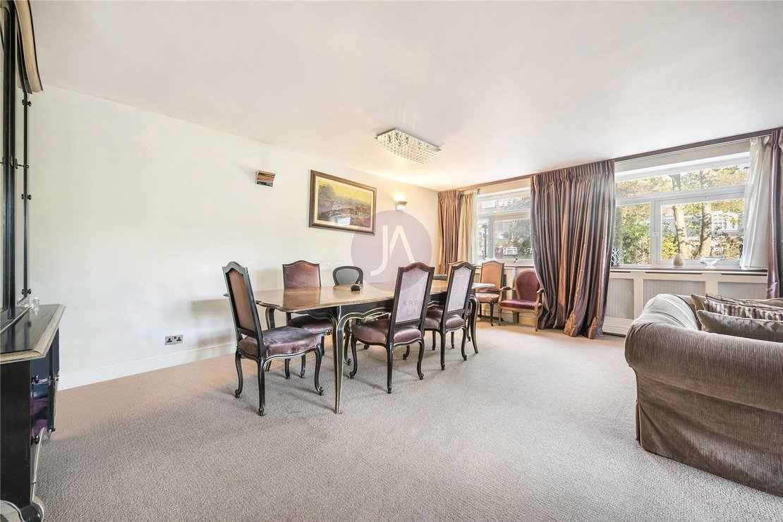 2 bedroom Flat for sale in Sheringham-view11
