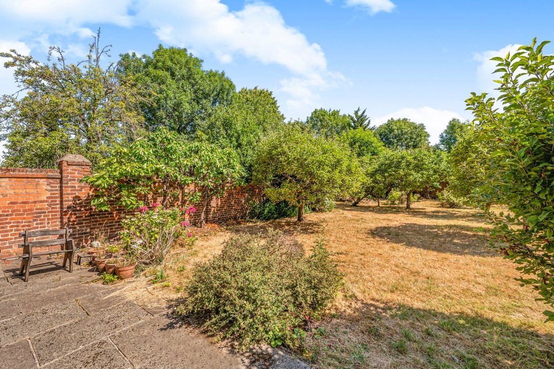 House for sale in Shoot Up Hill-view8