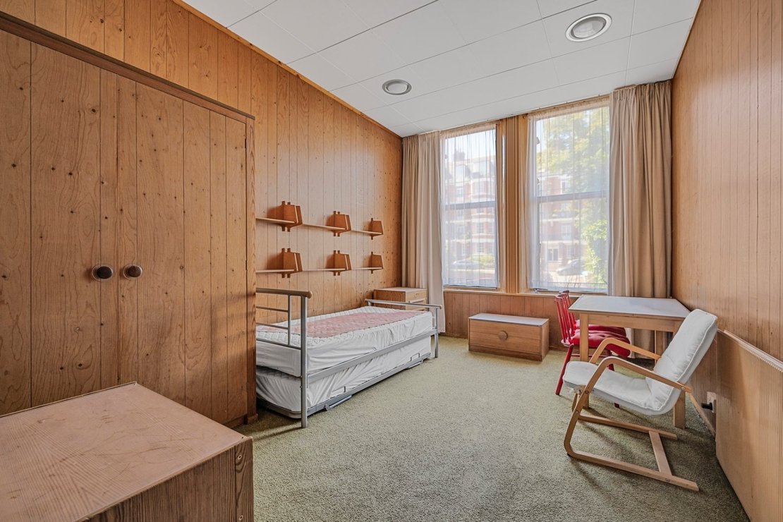 House for sale in Shoot Up Hill-view10