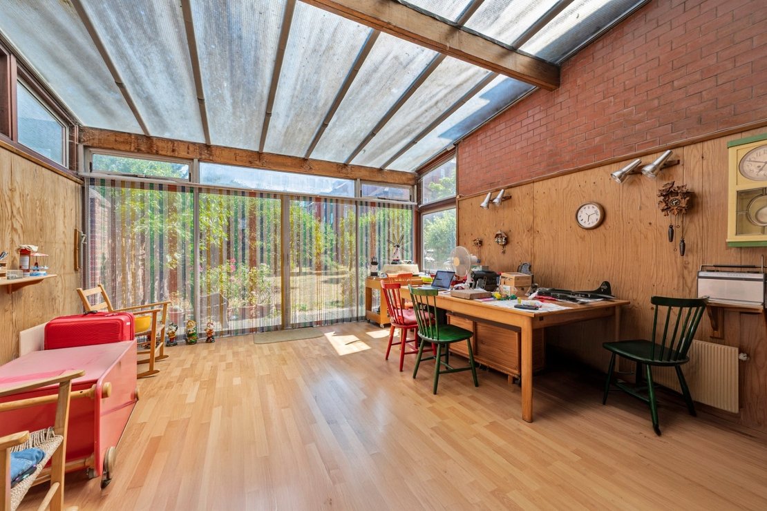 House for sale in Shoot Up Hill-view2