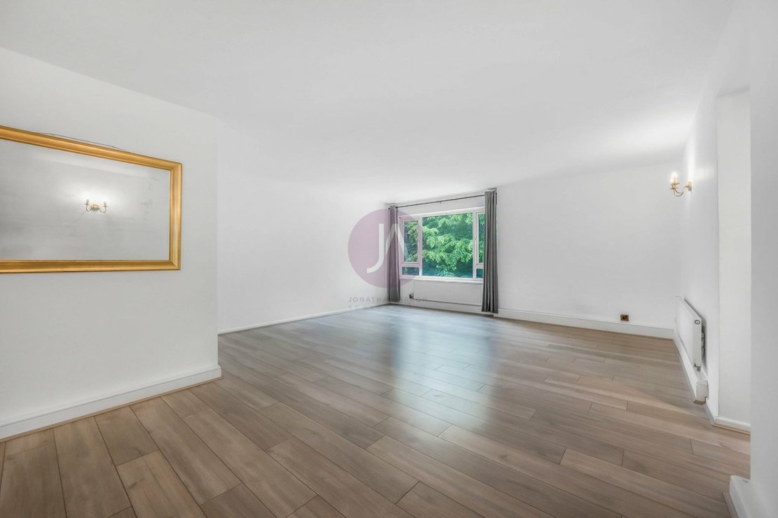 2 bedroom Flat for sale in St Anns Court-view1