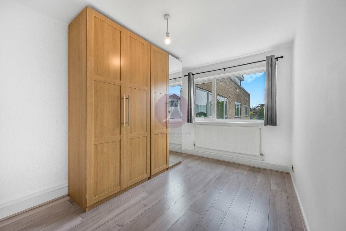 2 bedroom Flat for sale in St Anns Court-view9