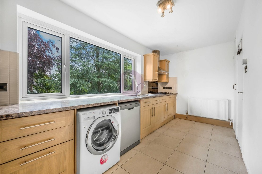 2 bedroom Flat for sale in St Anns Court-view3