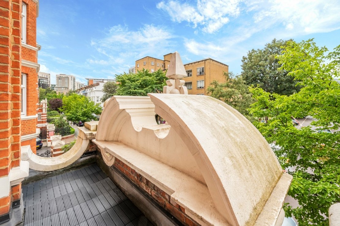 4 bedroom Flat for sale in St Marys Mansions-view12