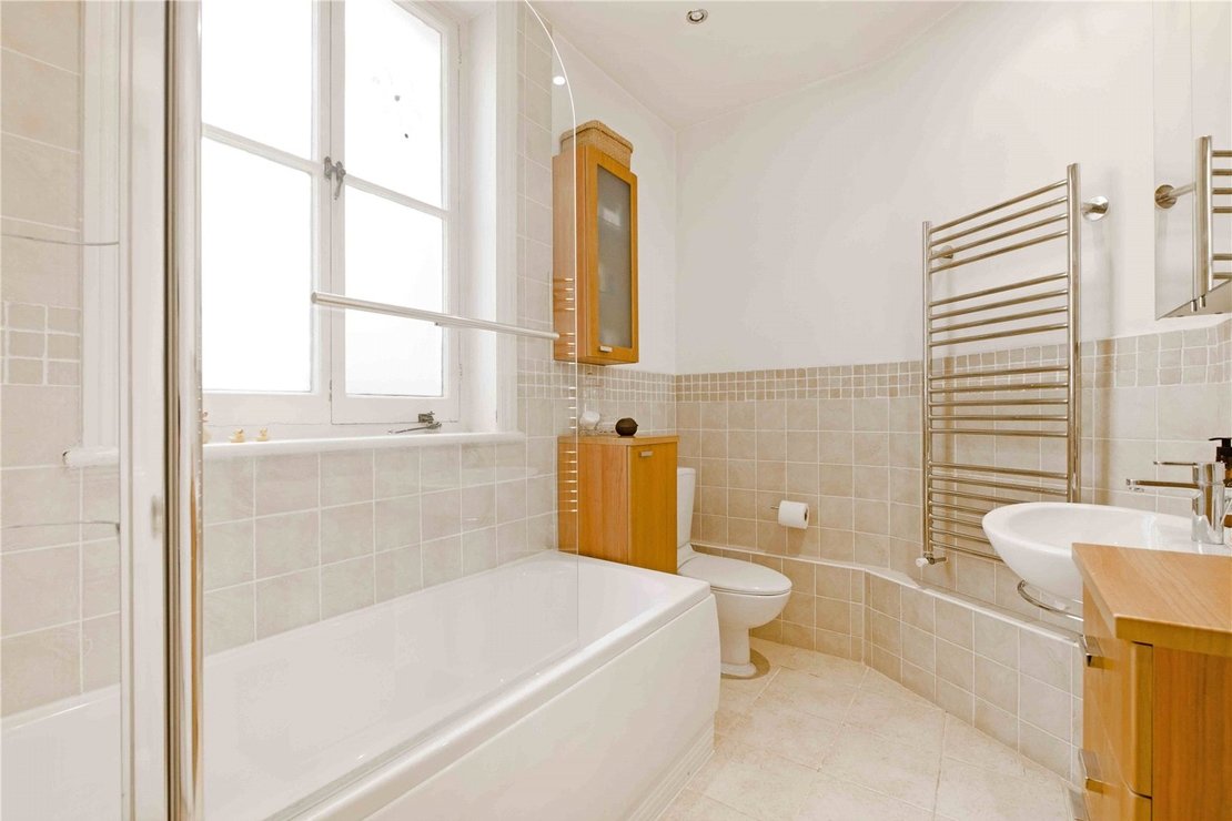 3 bedroom Flat for sale in St Marys Mansions-view8