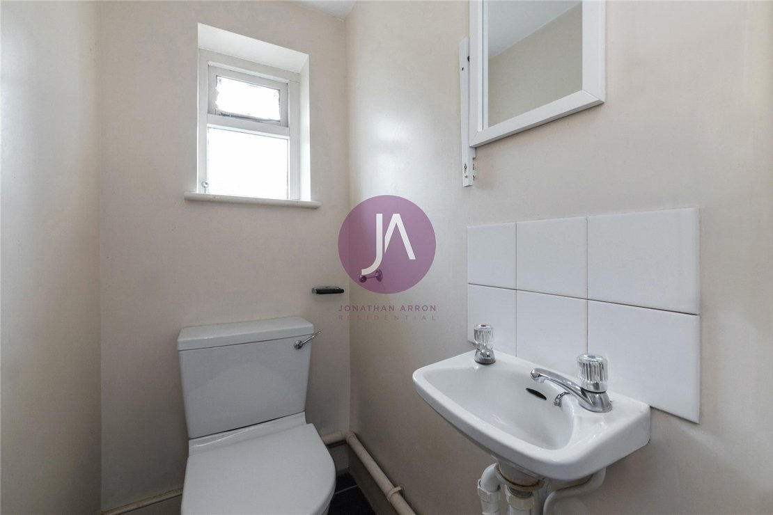 4 bedroom House for sale in Tancred Road-view13