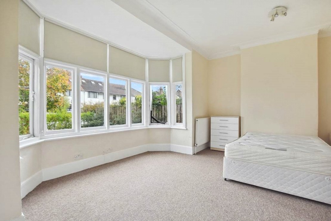 5 bedroom House for sale in Tetherdown-view4