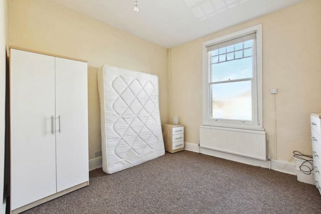 5 bedroom House for sale in Tetherdown-view5