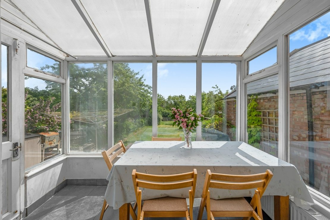 3 bedroom Flat for sale in The Avenue-view13