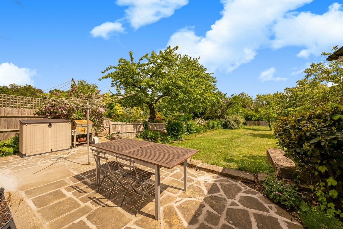 3 bedroom Flat for sale in The Avenue-view6
