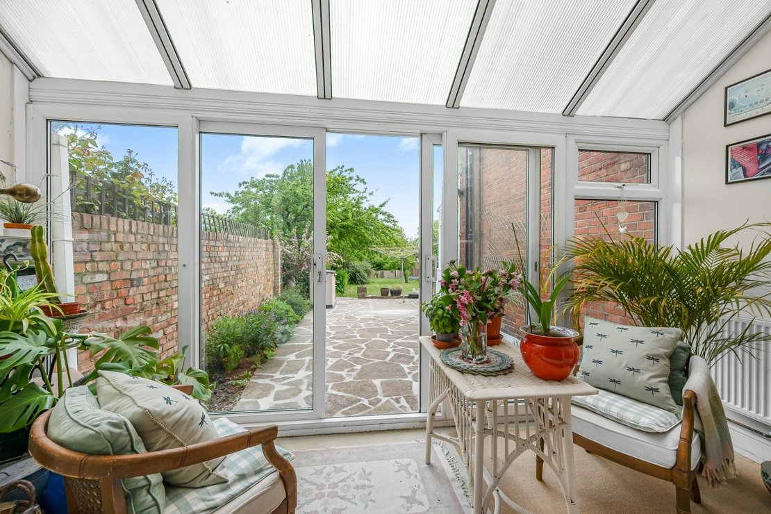 3 bedroom Flat for sale in The Avenue-view18
