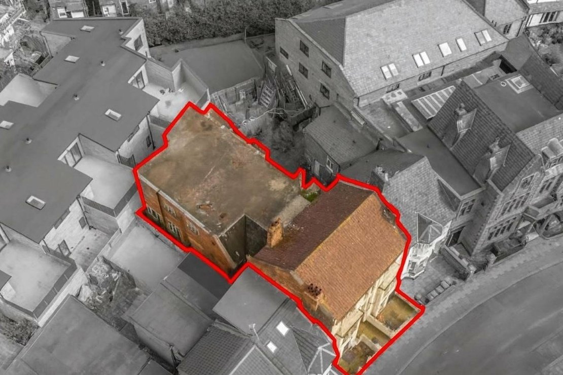 9 bedroom House for sale in Villiers Road-view6