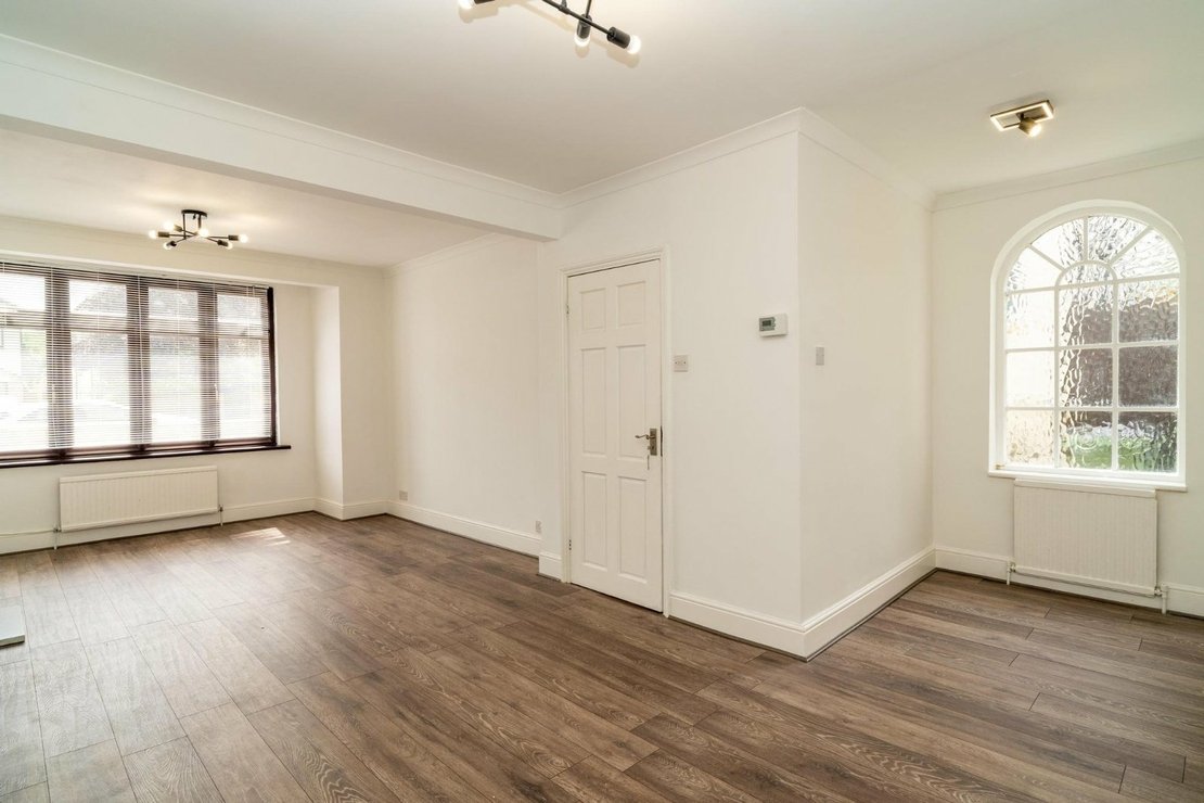 3 bedroom House for sale in Warland Road-view4