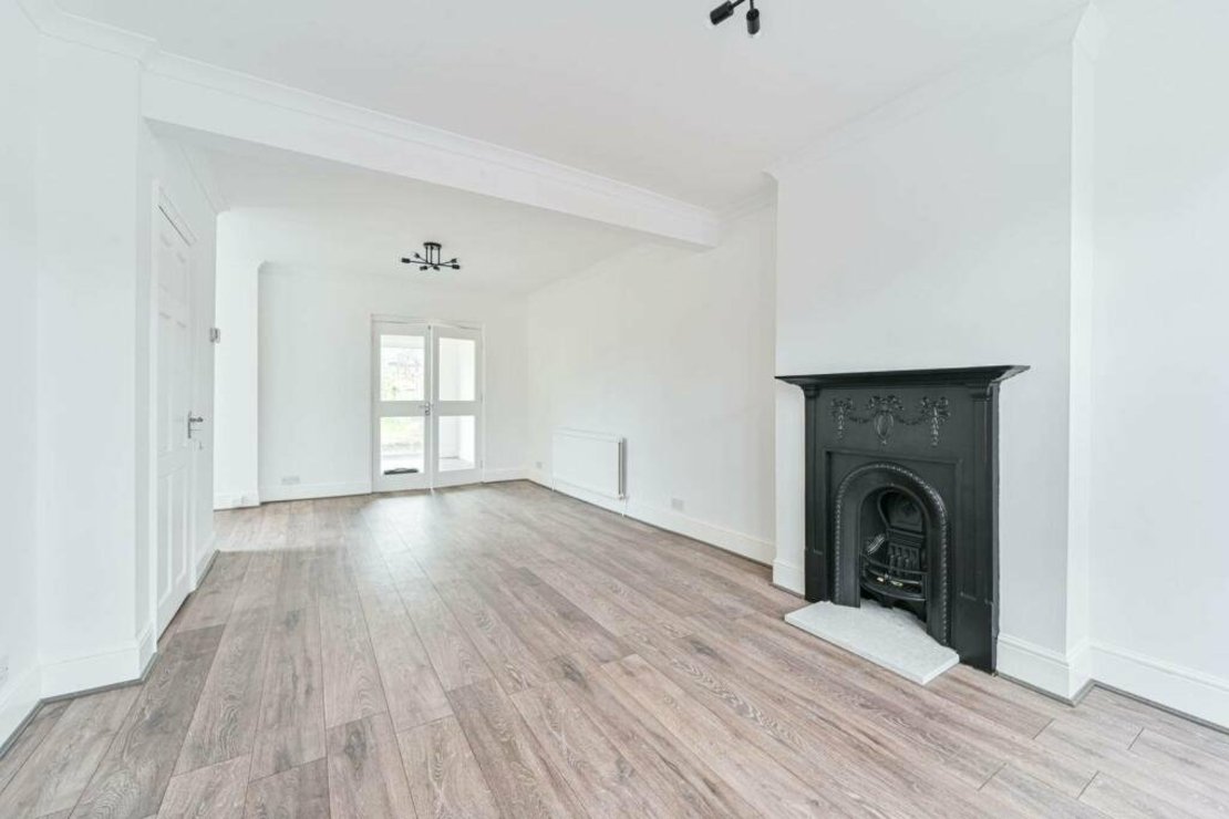 3 bedroom House for sale in Warland Road-view3
