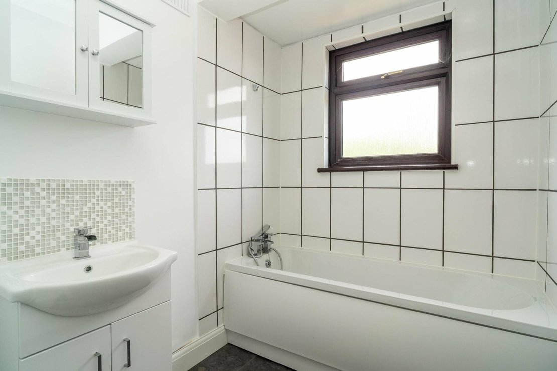 3 bedroom House for sale in Warland Road-view10