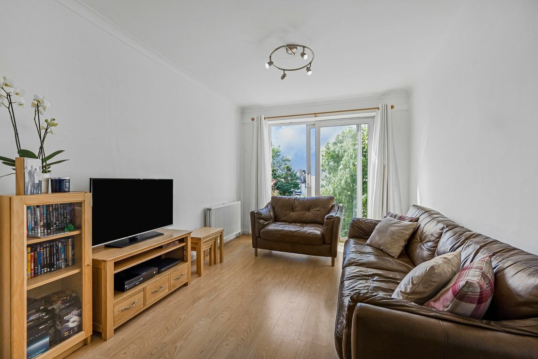 3 bedroom House for sale in Warwick Avenue-view10