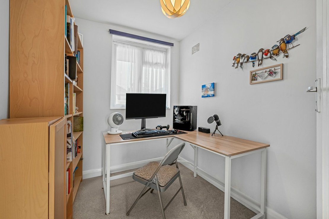 3 bedroom House for sale in Warwick Avenue-view16