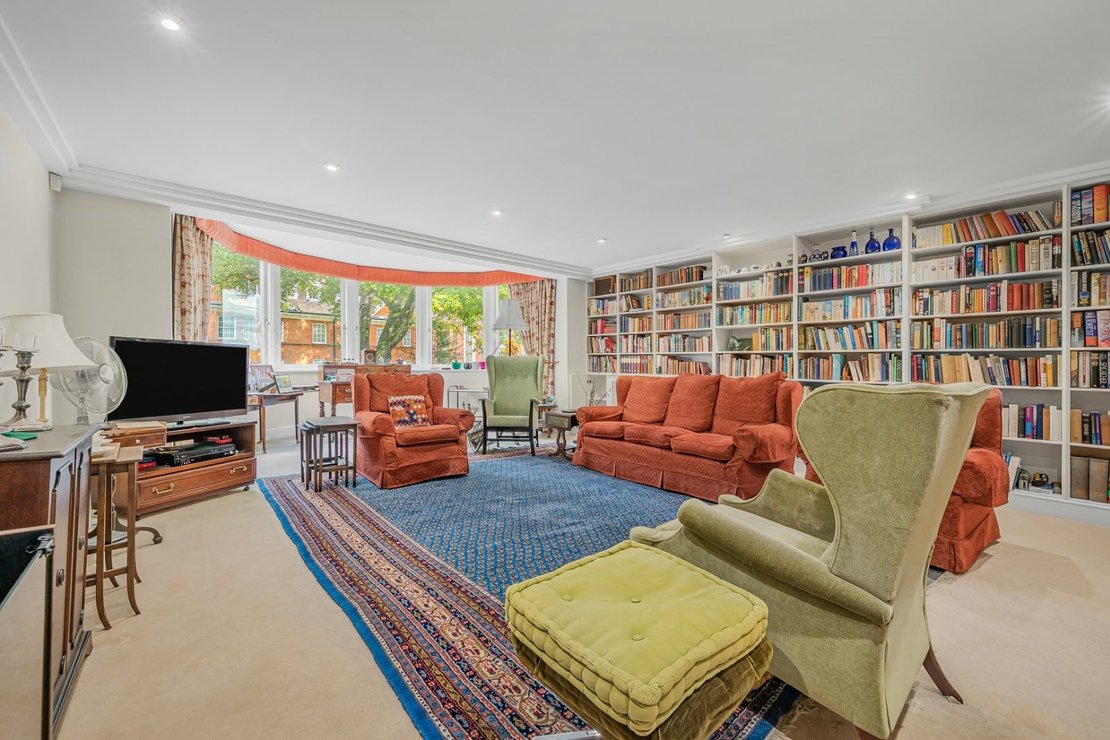 2 bedroom Flat for sale in Westfield-view1