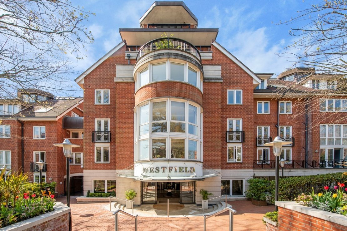 2 bedroom Flat for sale in Westfield-view2