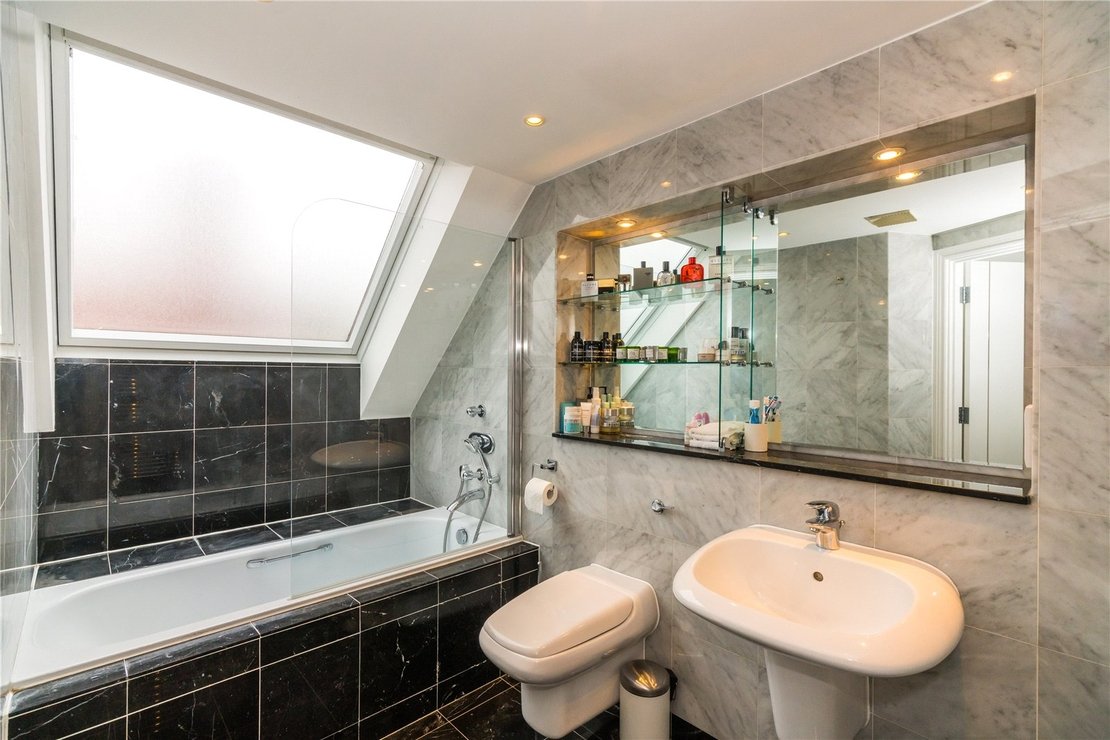 2 bedroom Flat for sale in Westfield-view6