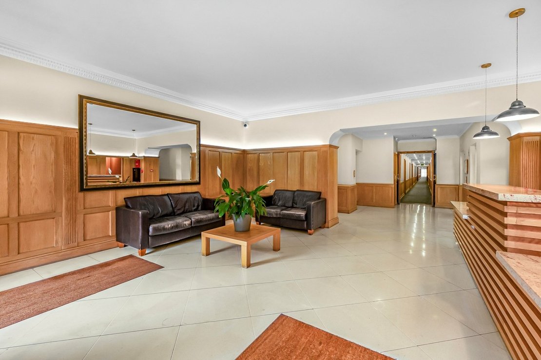 Flat for sale in William Court-view6