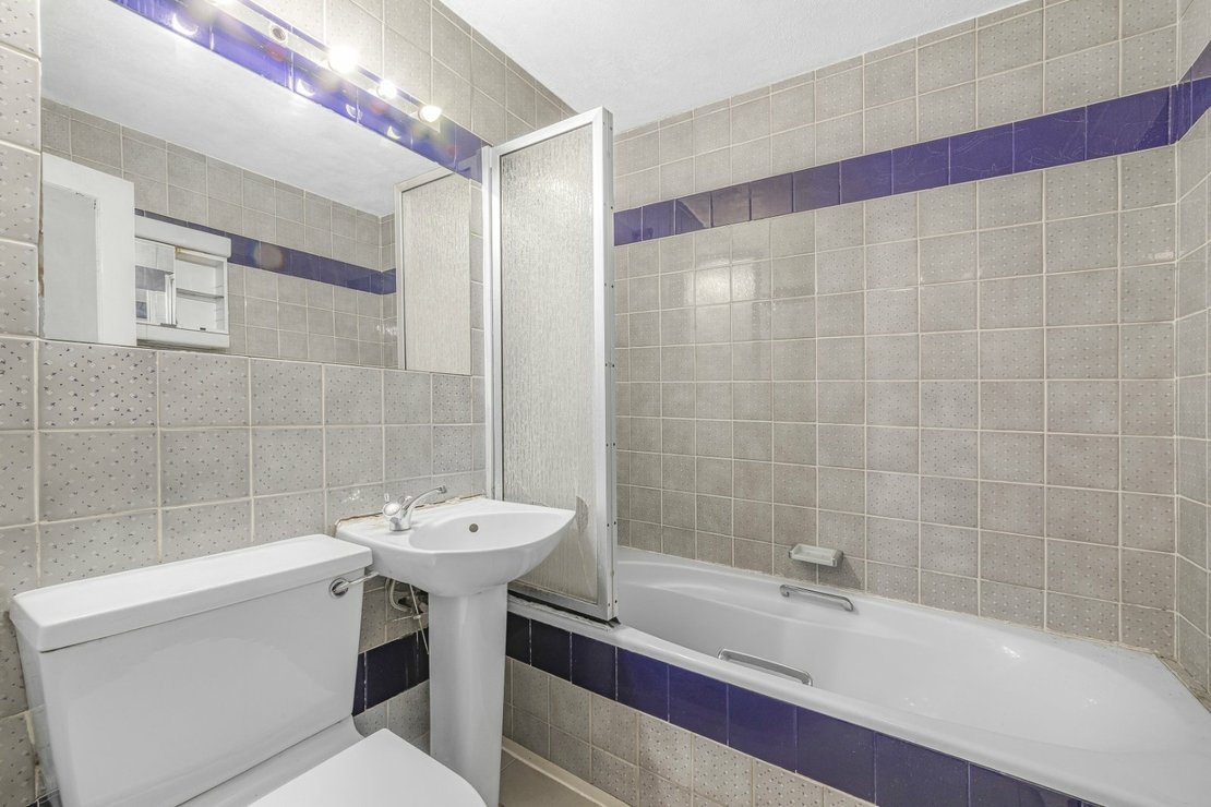 3 bedroom Flat for sale in William Court-view7